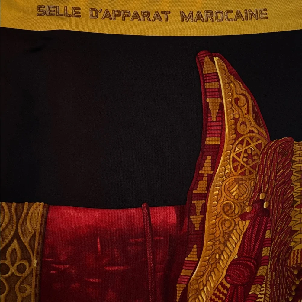 Hermès Silk Scarf Saddle Motif Carré 90 - Selle d’Apparat Marocaine Black Multi - Picture 4 of 6